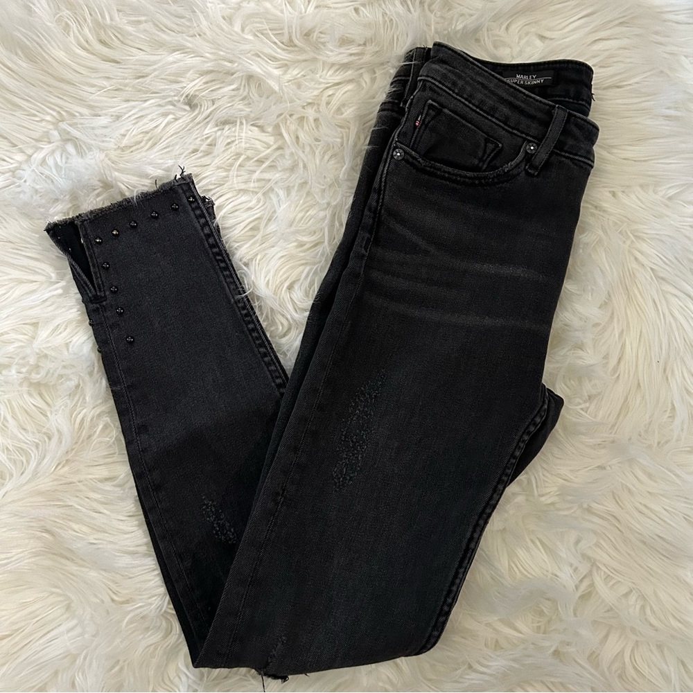 Vigoss Mid Rise Marley Super Skinny Ripped Knee Jeans